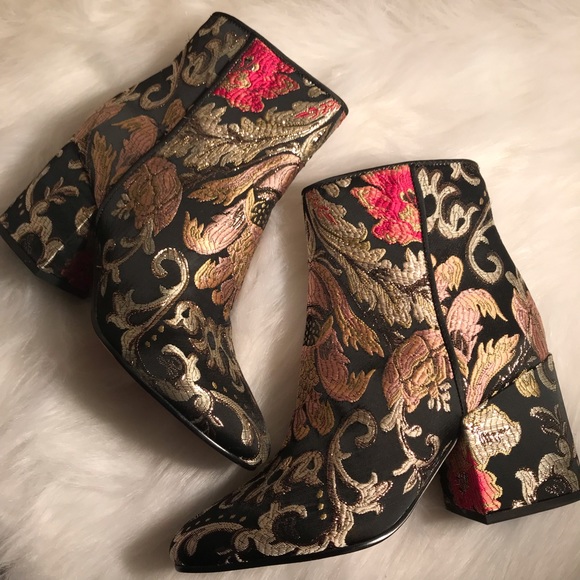 Sam Edelman Shoes - NWT Sam Edelman Saye Te Black Multi sz 6 Sam Edelman Shoes - NWT Sam Edelman Saye Te Black Multi sz 6